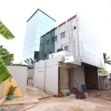 Hotel Titanium Tower Chennai Esterno foto