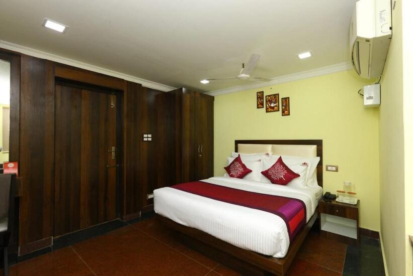 Hotel Titanium Tower Chennai Esterno foto