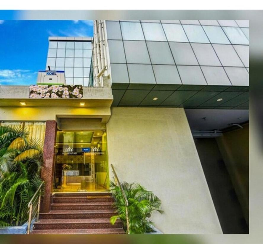 Hotel Titanium Tower Chennai Esterno foto